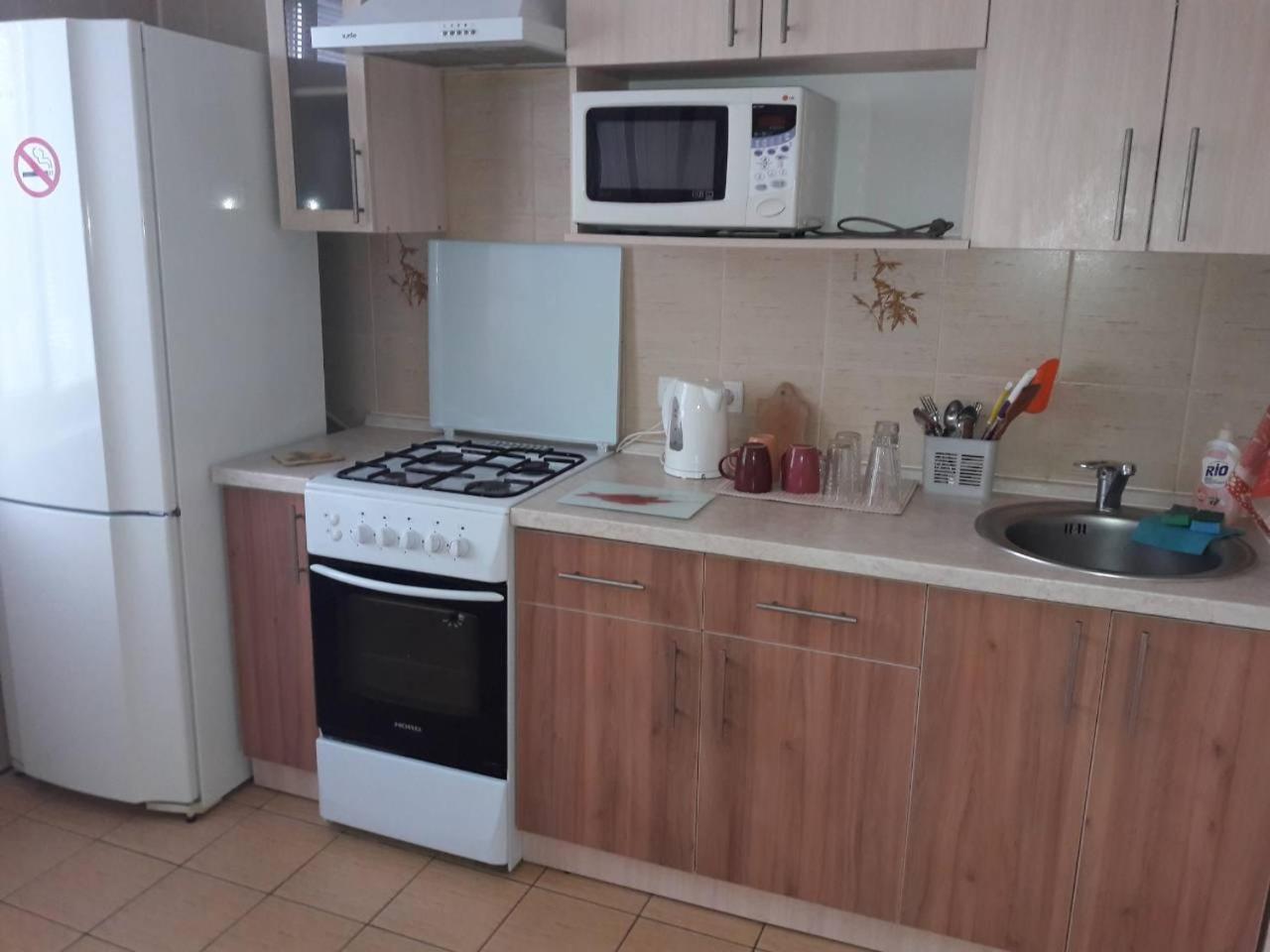 Apartment in the city center แชร์นีฮีฟ ภายนอก รูปภาพ